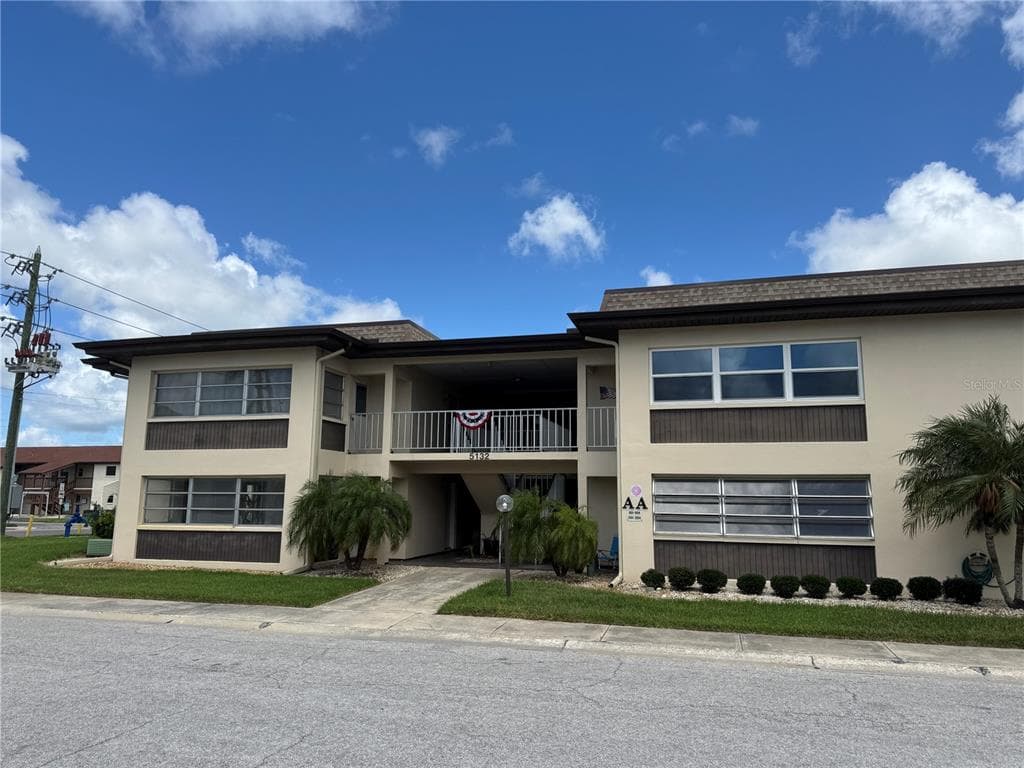 5132 AMULET DRIVE # 101, NEW PORT RICHEY, FL 34652 — zdjęcie 2