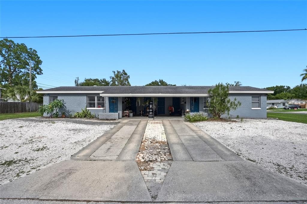 7301 8TH STREET N, ST PETERSBURG, FL 33702 — zdjęcie 2