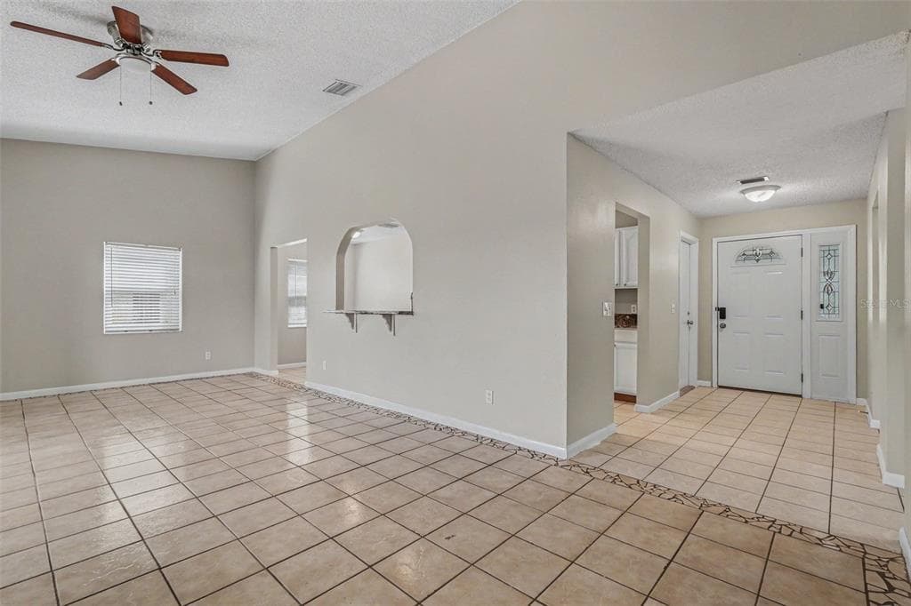 8434 SUN DRIVE, PORT RICHEY, FL 34668 — zdjęcie 3