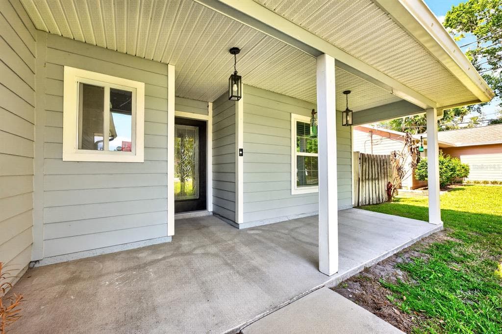 116 W 5TH STREET, CHULUOTA, FL 32766 — zdjęcie 2