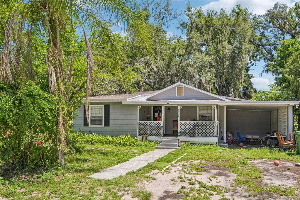 1504 E 99TH AVENUE, TAMPA, FL 33612