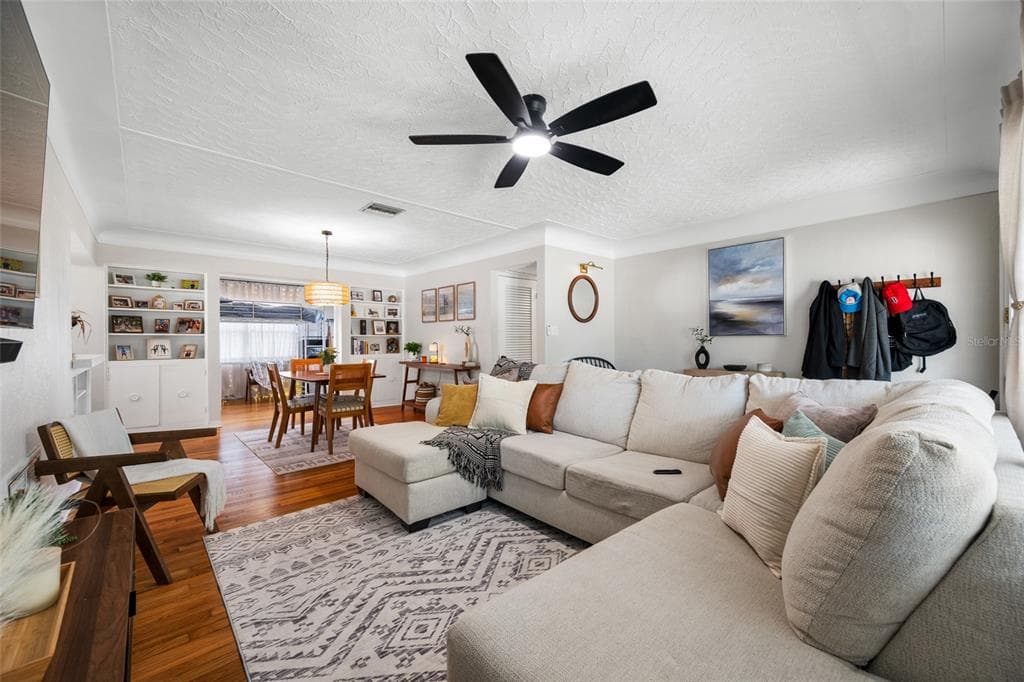 6219 HAMPTON DRIVE N, ST PETERSBURG, FL 33710 — zdjęcie 5