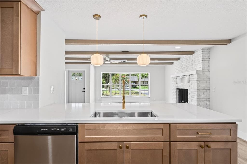 17901 PALM STREET, UMATILLA, FL 32784 — zdjęcie 4