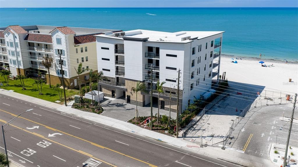 14048 GULF BOULEVARD # 302, MADEIRA BEACH, FL 33708 — zdjęcie 3