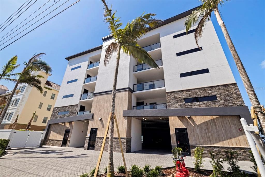 14048 GULF BOULEVARD # 302, MADEIRA BEACH, FL 33708