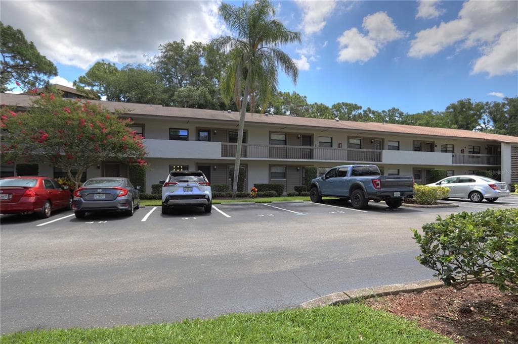 3036 EASTLAND BOULEVARD # E104, CLEARWATER, FL 33761