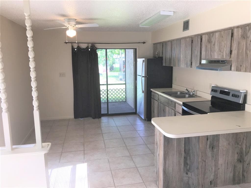2806 46TH AVENUE DRIVE W, BRADENTON, FL 34207 — zdjęcie 2
