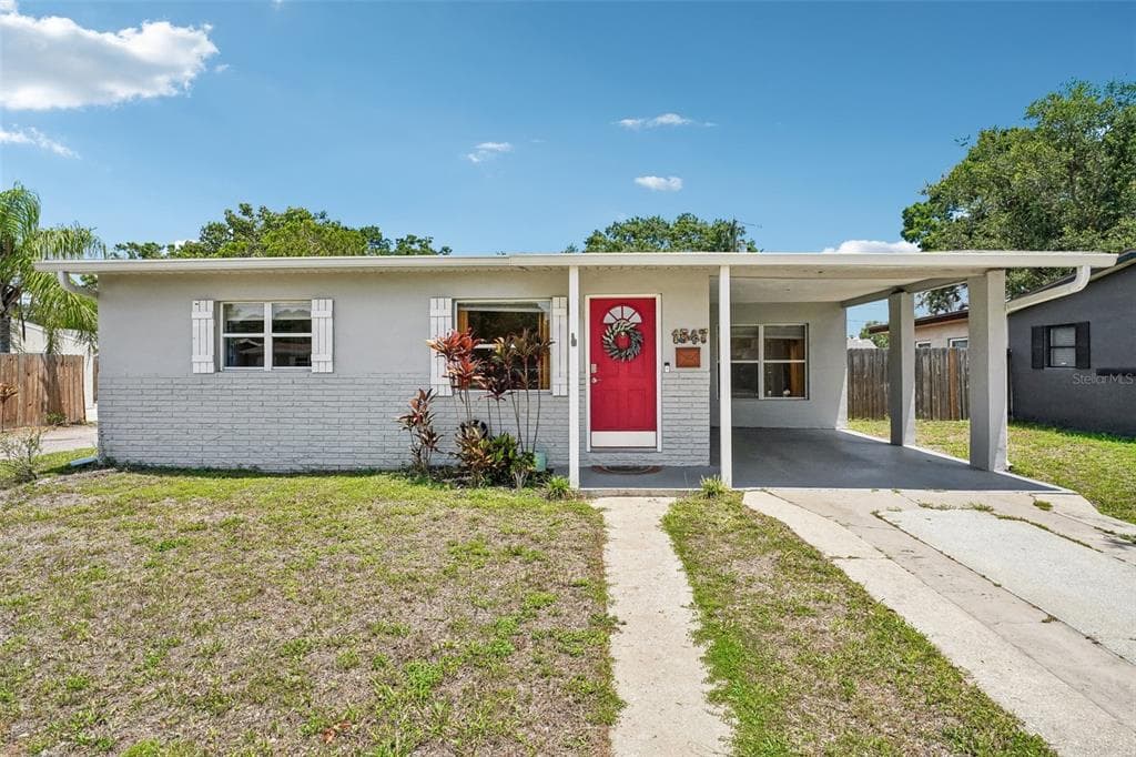 1547 56TH AVENUE N, ST PETERSBURG, FL 33703
