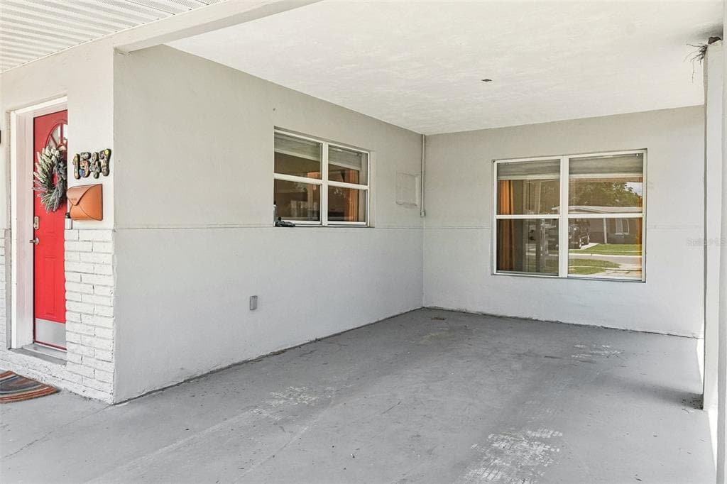 1547 56TH AVENUE N, ST PETERSBURG, FL 33703 — zdjęcie 4