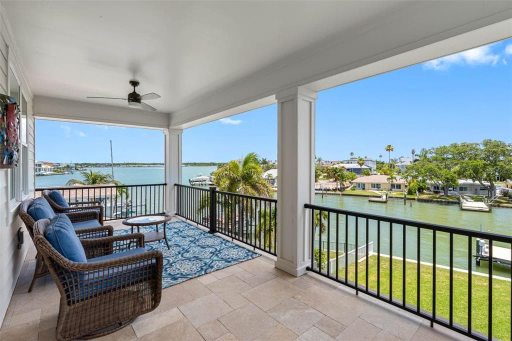 16025 REDINGTON DRIVE, REDINGTON BEACH, FL 33708 — zdjęcie 3