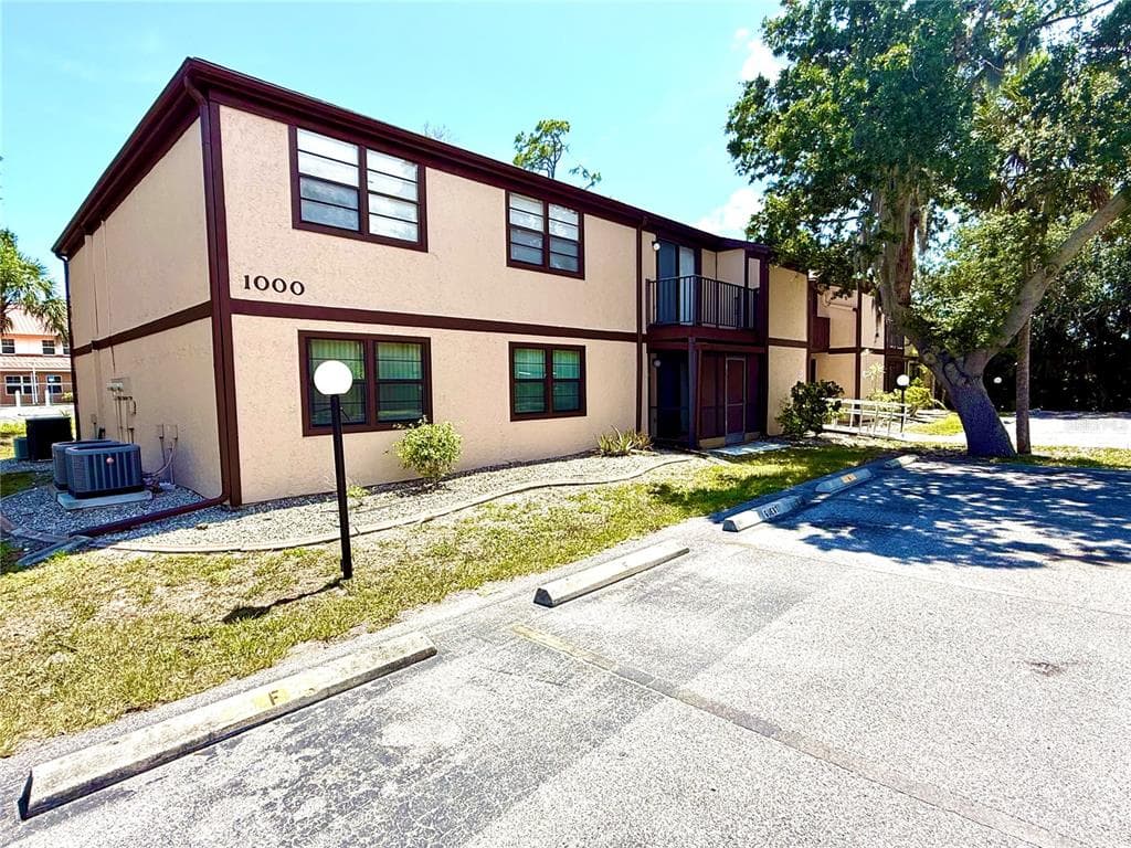 4022 BEAVER LANE # 1000H, PORT CHARLOTTE, FL 33952