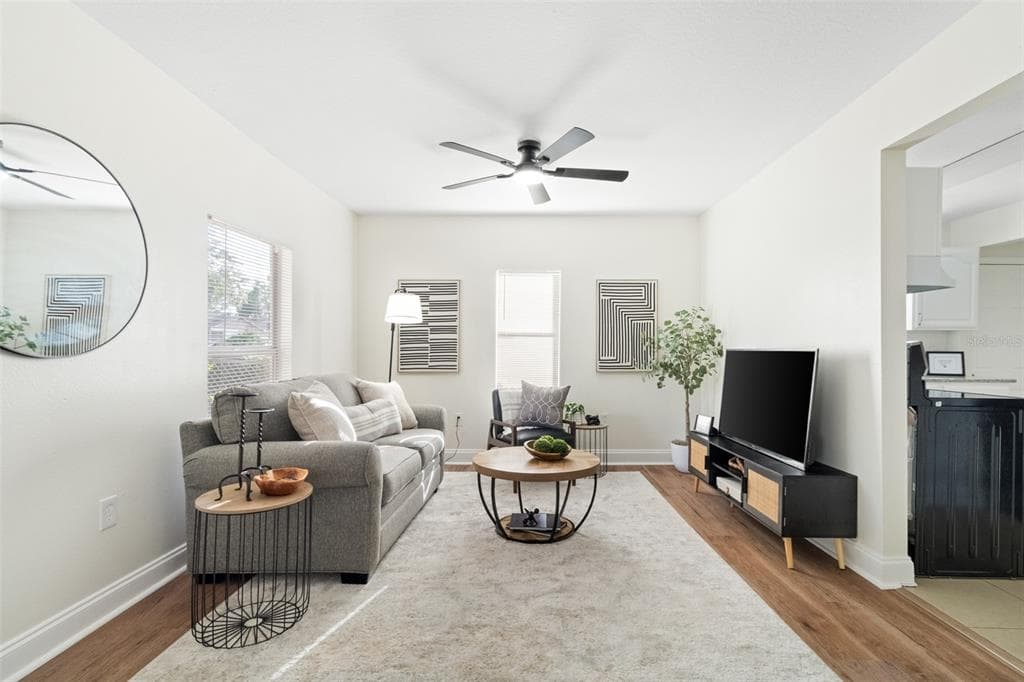 2116 E ELLICOTT STREET, TAMPA, FL 33610 — zdjęcie 3