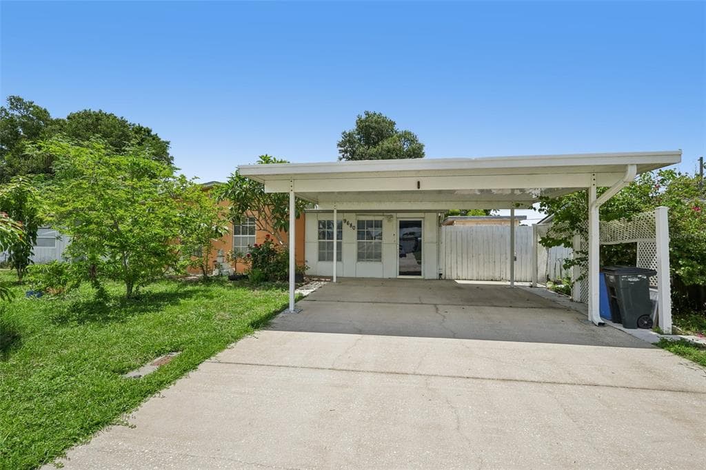 9680 PARK LAKE DRIVE N, PINELLAS PARK, FL 33782