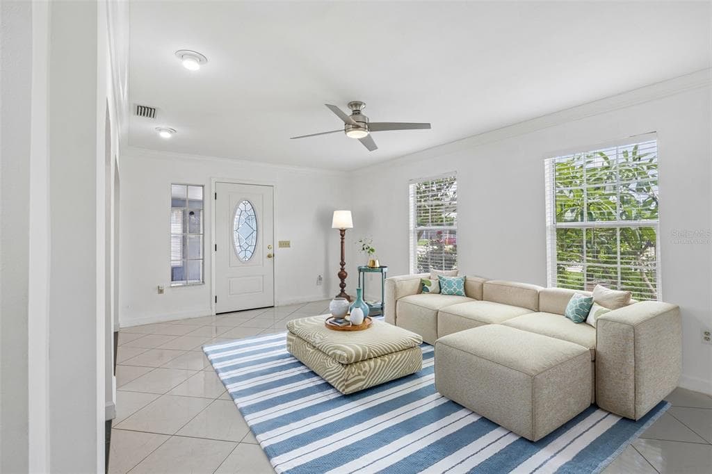 9680 PARK LAKE DRIVE N, PINELLAS PARK, FL 33782 — zdjęcie 4