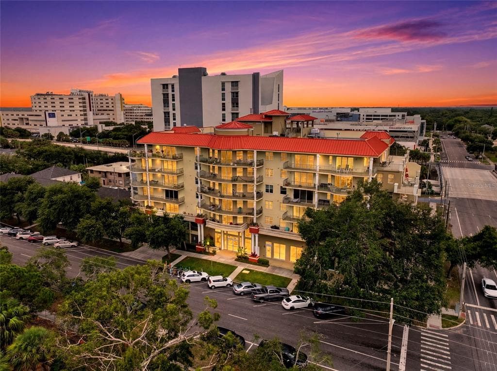 750 4TH AVENUE S # 705D, ST PETERSBURG, FL 33701