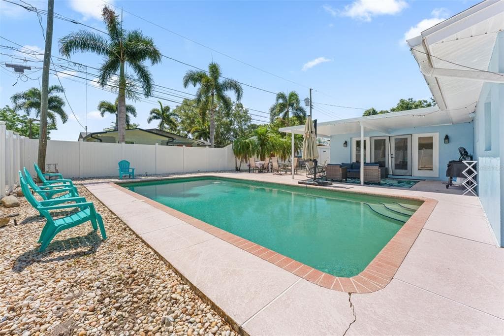 2833 56TH LANE N, ST PETERSBURG, FL 33710 — zdjęcie 4