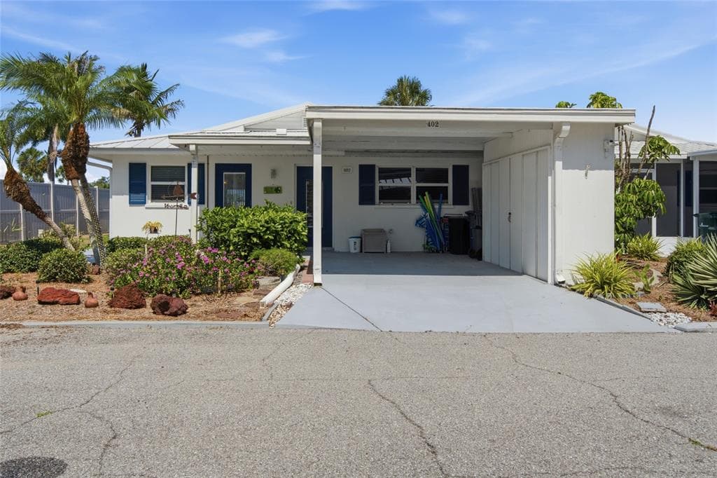 402 KETCH WAY # 402, NOKOMIS, FL 34275