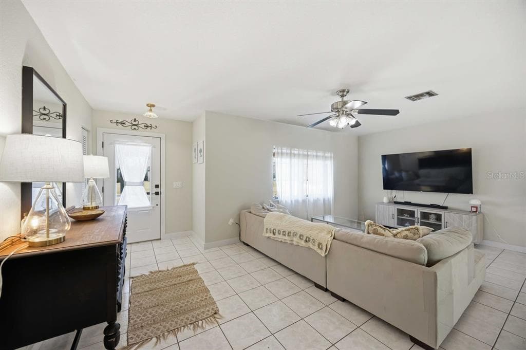 23420 STEEPLE AVENUE, PORT CHARLOTTE, FL 33980 — zdjęcie 4