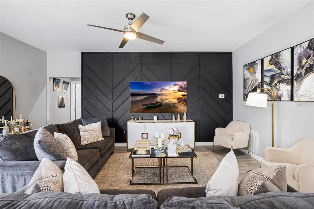 10917 DUNSCORE COTTAGE WAY, WIMAUMA, FL 33598 — zdjęcie 3