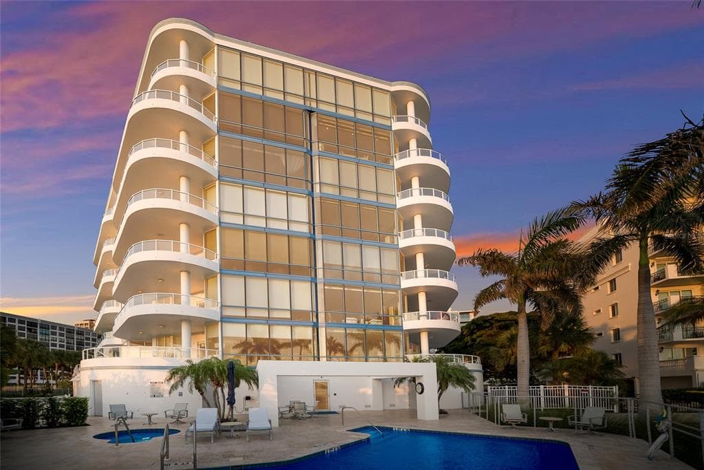 136 GOLDEN GATE POINT # 602, SARASOTA, FL 34236