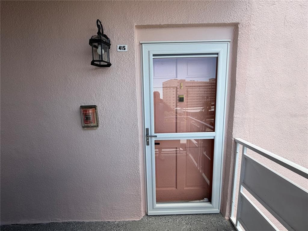 6025 SHORE BOULEVARD S # 415, GULFPORT, FL 33707 — zdjęcie 2
