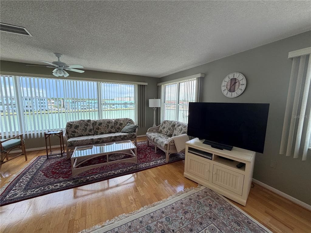 6025 SHORE BOULEVARD S # 415, GULFPORT, FL 33707 — zdjęcie 4