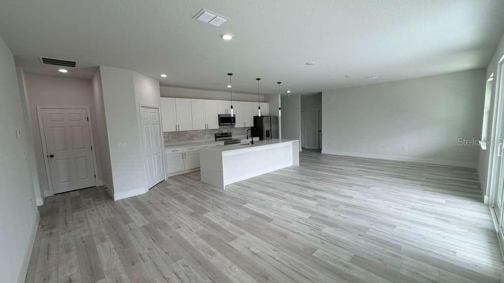 1217 E PRICE BOULEVARD, NORTH PORT, FL 34288 — zdjęcie 5