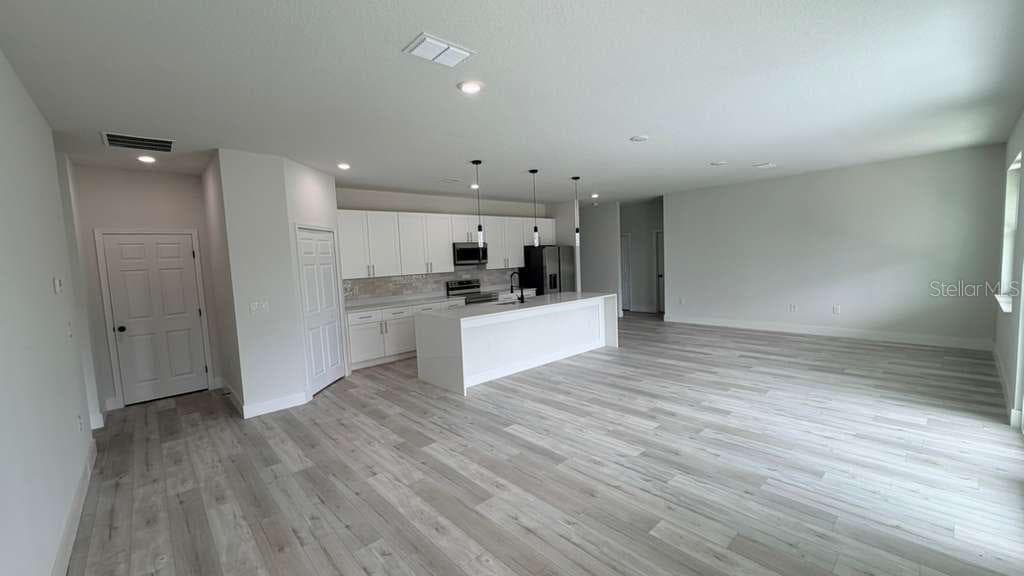 1217 E PRICE BOULEVARD, NORTH PORT, FL 34288 — zdjęcie 4