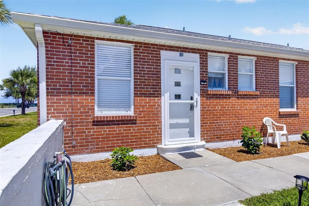 908 VILLAS DRIVE # 10, VENICE, FL 34285