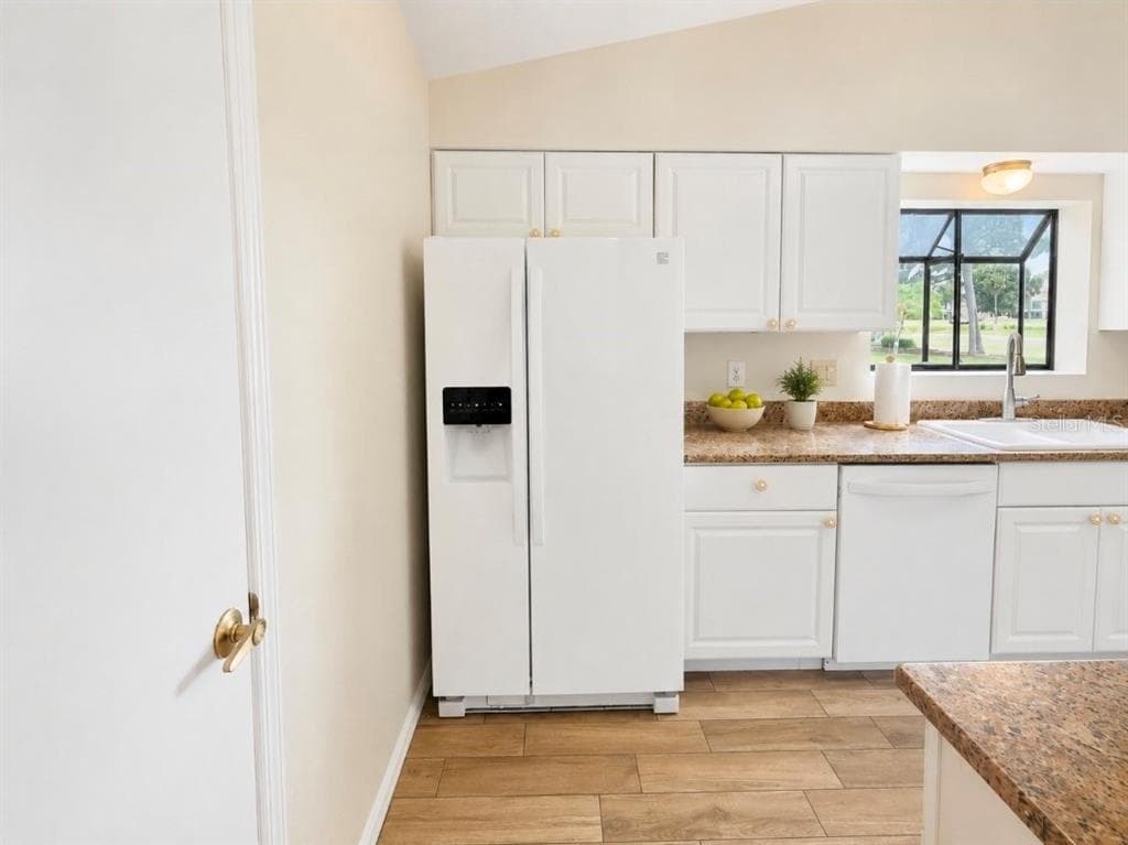 1203 SAXONY CIRCLE # A, PUNTA GORDA, FL 33983 — zdjęcie 4