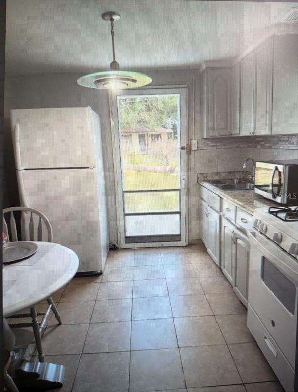 2725 SAMPLE STREET, KISSIMMEE, FL 34744 — zdjęcie 4
