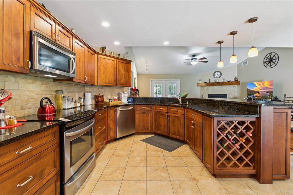 7050 SCENIC HILLS BOULEVARD, LAKELAND, FL 33810 — zdjęcie 4
