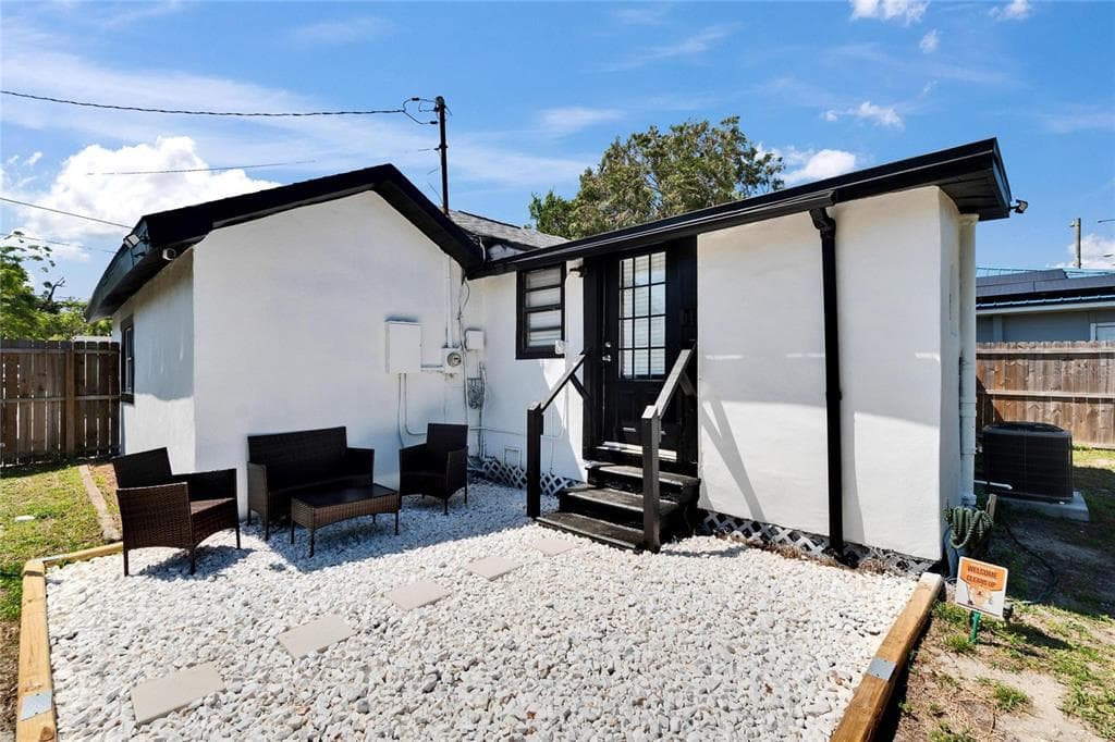 1138 HOWARD STREET, CLEARWATER, FL 33756 — zdjęcie 3