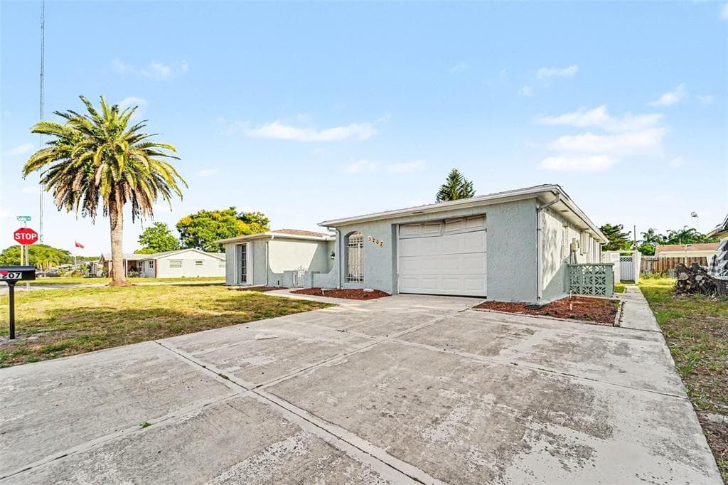 3207 SALISBURY DRIVE, HOLIDAY, FL 34691 — zdjęcie 2