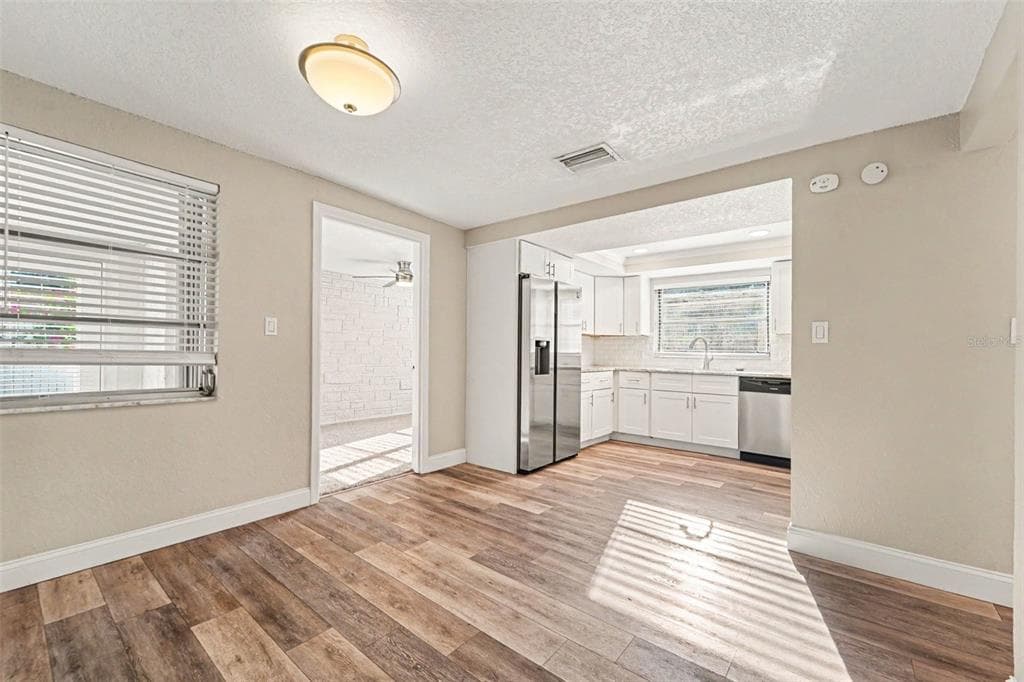 3207 SALISBURY DRIVE, HOLIDAY, FL 34691 — zdjęcie 4