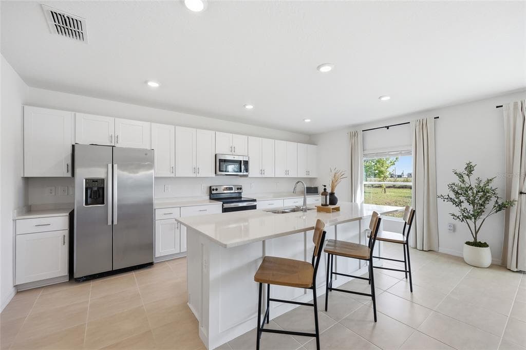 1017 CALICO POINTE CIRCLE, GROVELAND, FL 34736 — zdjęcie 4