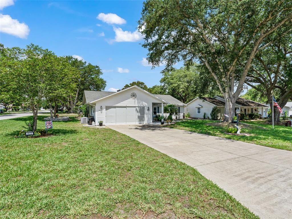 1622 NEW ABBEY AVENUE, LEESBURG, FL 34788