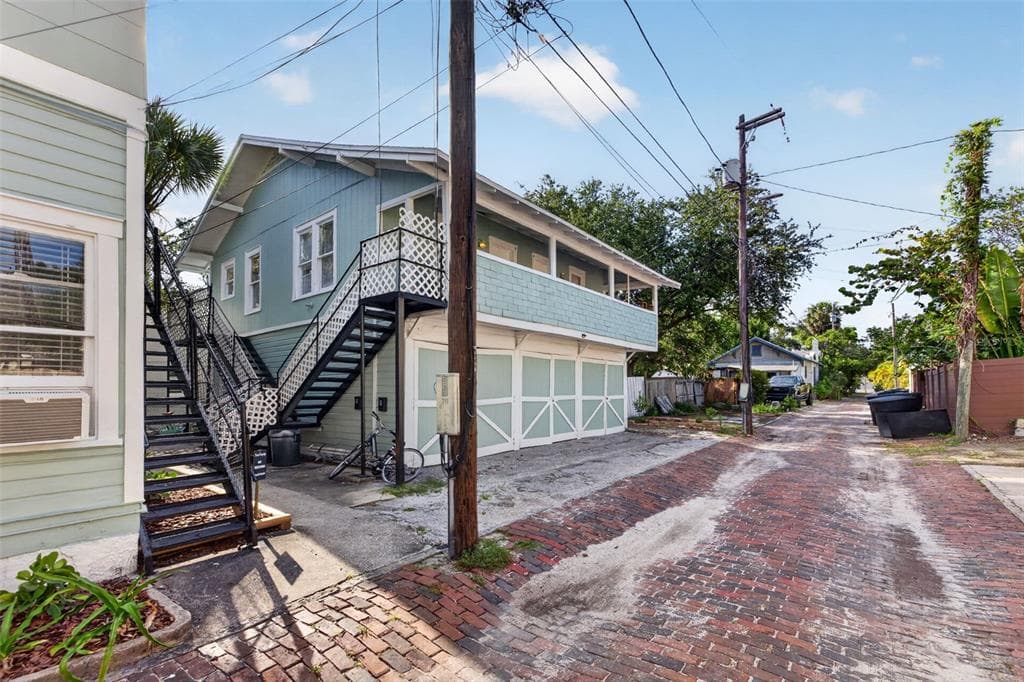 633 7TH AVENUE N, ST PETERSBURG, FL 33701 — zdjęcie 2