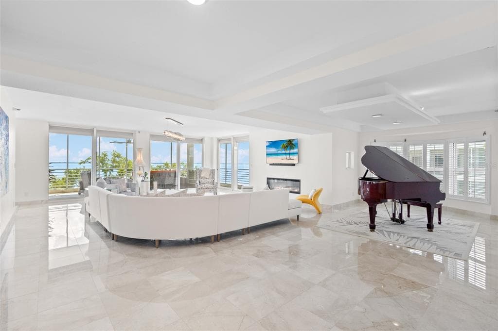 2450 HARBOURSIDE DRIVE # 244, LONGBOAT KEY, FL 34228 — zdjęcie 4