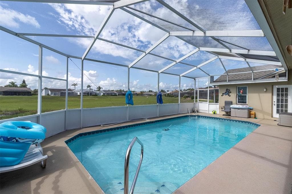 8303 CORAL CREEK LOOP, HUDSON, FL 34667 — zdjęcie 4