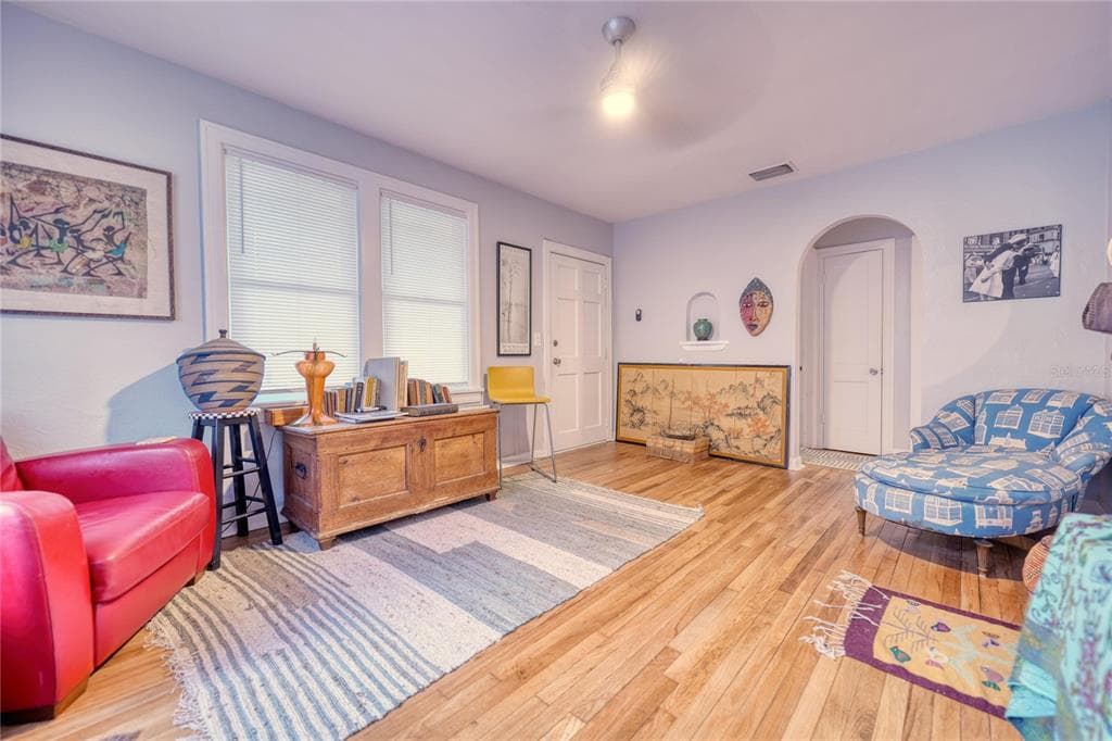 735 26TH AVENUE S, ST PETERSBURG, FL 33705 — zdjęcie 2