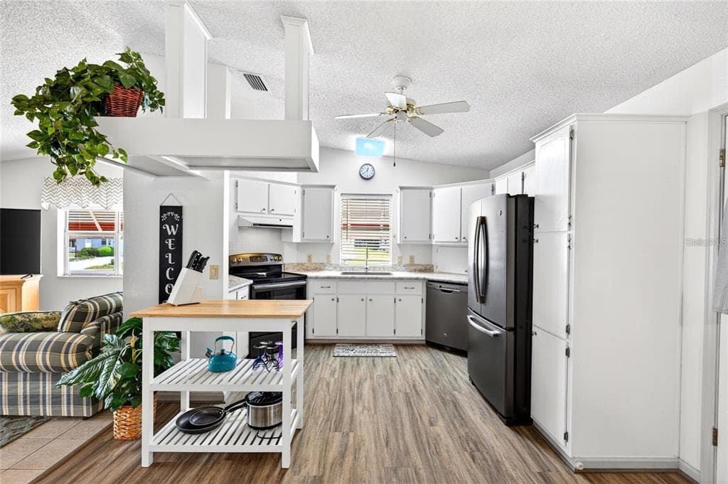932 CHULA CT, LADY LAKE, FL 32159 — zdjęcie 2