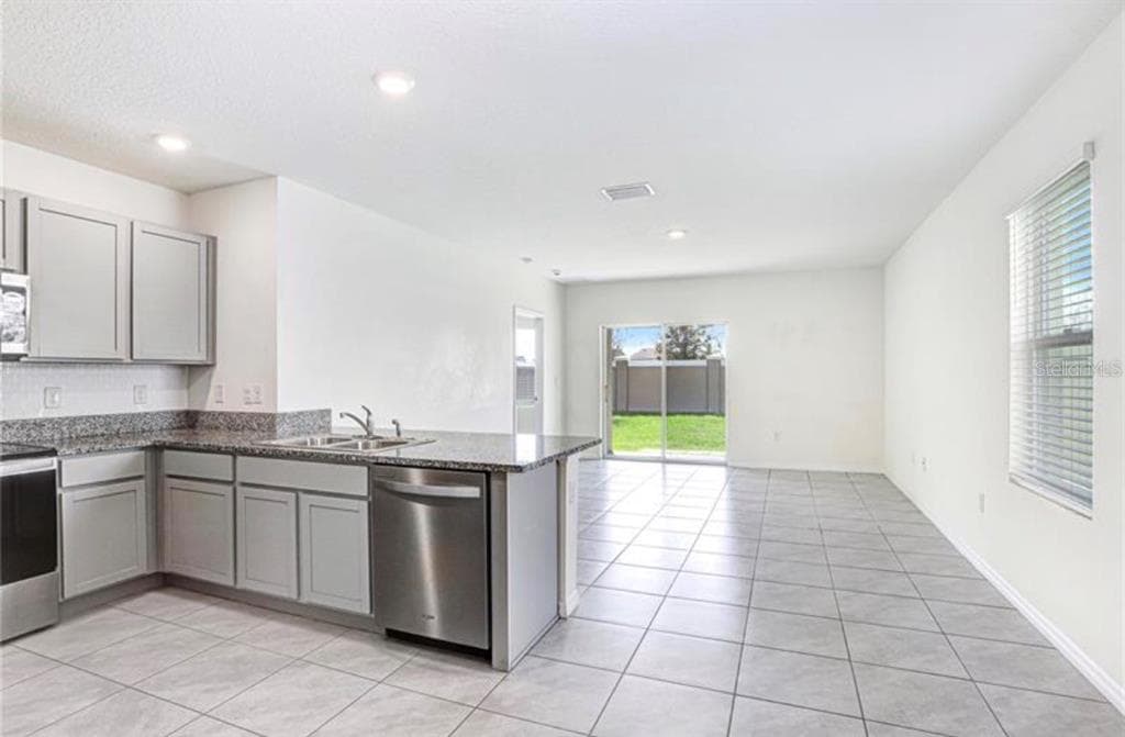 31210 PENNY SURF LOOP, WESLEY CHAPEL, FL 33545 — zdjęcie 3