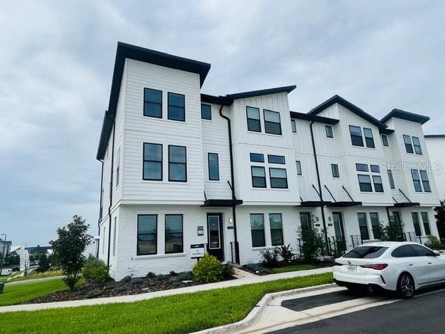 15501 HAMLIN PARK DRIVE, WINTER GARDEN, FL 34787