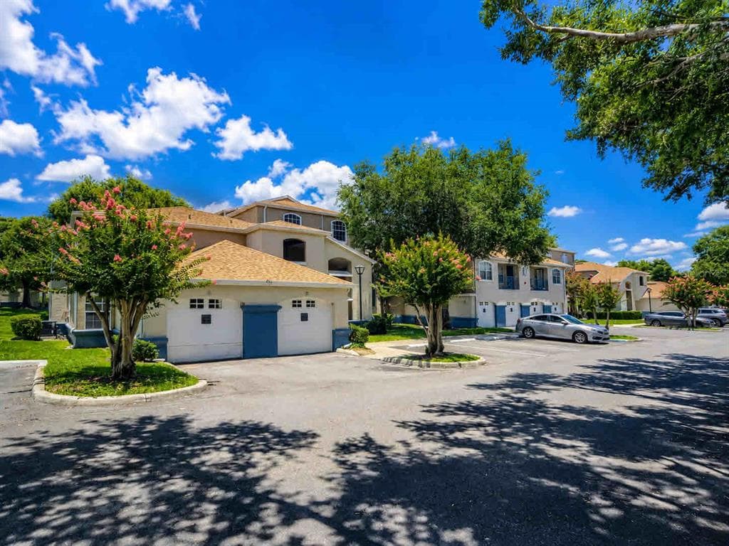 7270 WESTPOINTE BOULEVARD # 910, ORLANDO, FL 32835