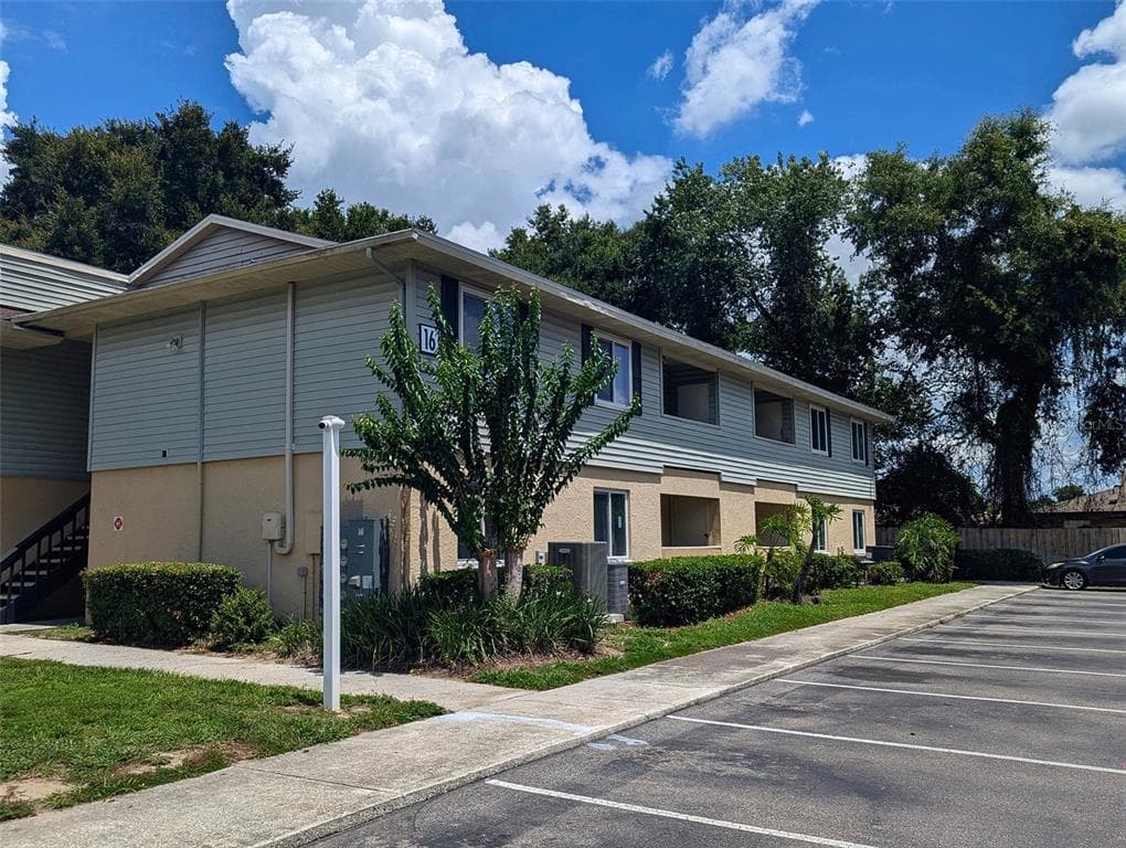 228 THORN TREE PLACE # 228, BRANDON, FL 33510 — zdjęcie 2