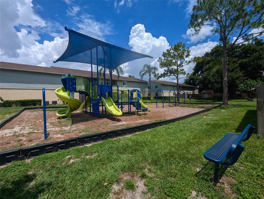 228 THORN TREE PLACE # 228, BRANDON, FL 33510 — zdjęcie 4