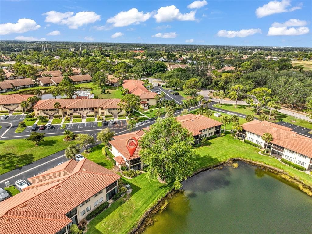 5221 LAKE VILLAGE DRIVE # 24, SARASOTA, FL 34235 — zdjęcie 2