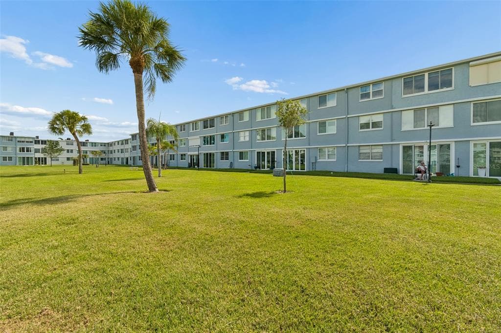4715 BAY STREET NE # 223, ST PETERSBURG, FL 33703 — zdjęcie 3