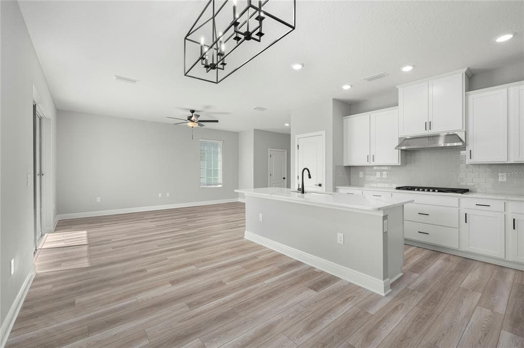 7886 SOMERSWORTH DRIVE, KISSIMMEE, FL 34747 — zdjęcie 3